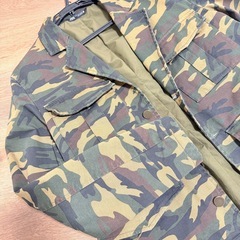 美品✴︎ZARA 迷彩/ミリタリー/カモ/ジャケット/3つボタン/Lサイズの画像