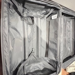 決まりました　　スーツケース【東大阪市　引き取り限定】の画像