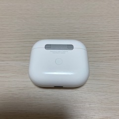 AirPods 第3世代 充電ケースのみ｜動作良好・名前刻印ありの画像