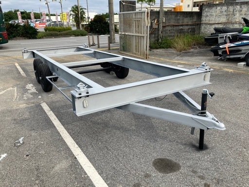 【388万円】自動車ナンバー付き！トレーラーハウスDIYキット
