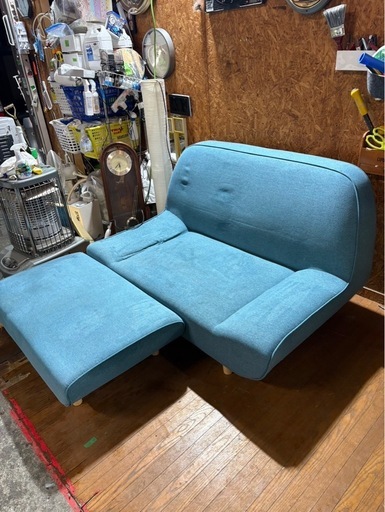 B2107 2人掛けソファ オットマン付き ライトブルー 使用感あり