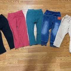 キッズパンツ　100  5本セット　ズボンの画像