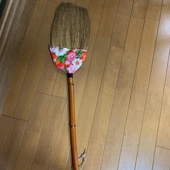 ほうき２本の画像