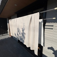 ニトリ　遮光1級・遮熱・防炎カーテン　幅100×丈135cmの画像