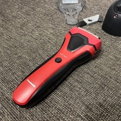 【購入者確定済み】Panasonic メンズシェーバー 3枚刃（ES-RL15）の画像