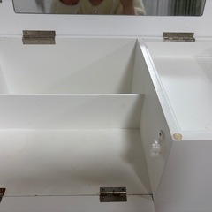 【決定しました】キャスター付きドレッサー【おまけ付き】の画像