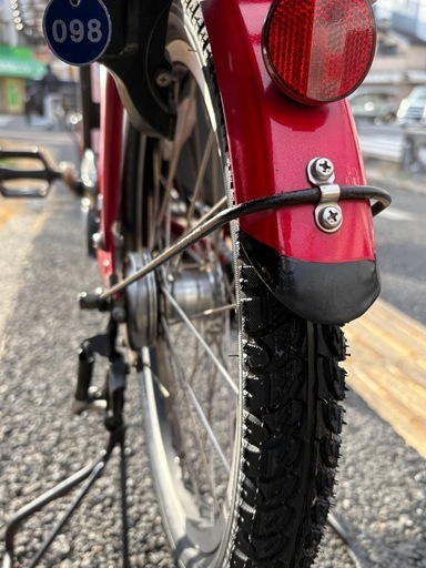 098中古20㌅YAMAHA電動アシスト自転車　8.7Ah 大阪　098