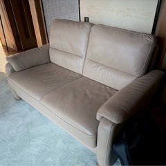 大塚家具 本革ソファーの画像