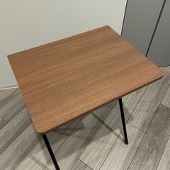 【非対面限定】筋トレグッズ＋ニトリ テーブル＋ニトリ チェア セットの画像