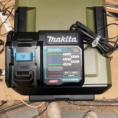マキタ　
DC40RA 急速充電器 40Vmaxの画像
