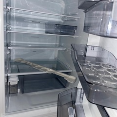 送料・設置込み可🉐表示価格より10%OFF🉐冷蔵庫　411L TOSHIBA 2020年【分解クリーニング済み】の画像