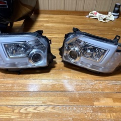 ♯２００系ハイエース♯ヘッドライトの画像