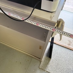 オフィス受付カウンター2台ありますの画像