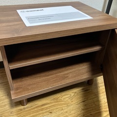 サイドテーブルの画像