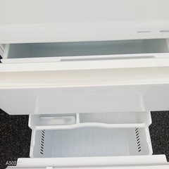 A018 送料設置無料　Panasonic　自動製氷機能付　大型冷蔵庫　315Lの画像