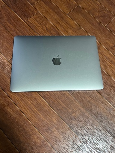 MacBook Air 13インチ M1 8GBスペースグレイ (
2020)