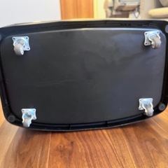 ジャンク品　キャスター付き自動開閉ゴミ箱の画像