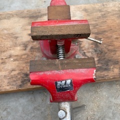 グライダーと万力の画像