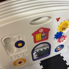 ベビーサークルの画像