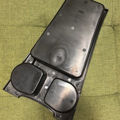 プリウス専用「ドリンクホルダー＆トレイ」の画像