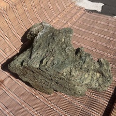 石、岩　　水槽用オブジェの画像