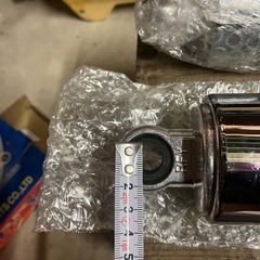 バイクのサスの画像