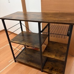 キッチン収納棚の画像