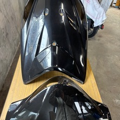 スズキアドレスＶ125Ｓ　外装カウル　3点セットの画像