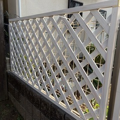 ラティス   1800×900mm ホワイト２枚　ガーデニングの画像