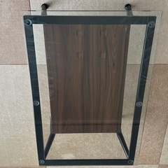 中古　ガラステーブルの画像