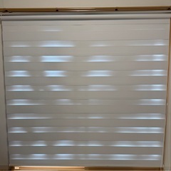 超美品☆ 幅180cm 調光ロールスクリーン 遮光 ホワイトの画像