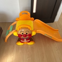 アンパンマン　滑り台の画像