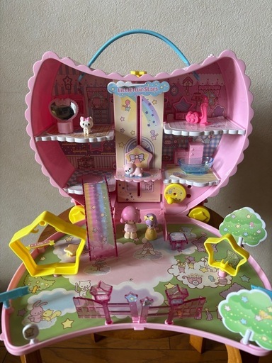 タカラトミー TAKARATOMY こえだちゃん キキ&ララ 月のおうち KIDS キッズ ☆ 札幌市 北区 屯田 楽天市場】タカラトミー こえだちゃん キキ＆ララ 月のおうち コエダ