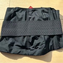 ラディアンヌ　骨盤ベルトの画像