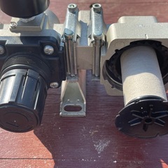 SMCエアーレギュレータ＆ミストセパレーター　中古の画像