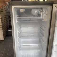 1人暮らし用冷蔵庫　2020年式　アクア　ノンフロン　AQR-8G 1ドアの画像