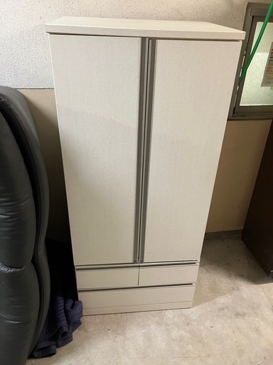 A2602-1204 木製衣装ダンス　上下分割式　キズ汚れ有り