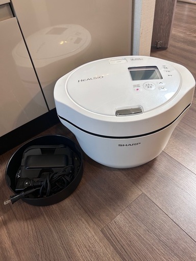 【取引中
】SHARP ヘルシオ　ホットクック　2022年製