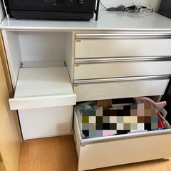 カップボード3年未満の画像