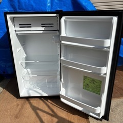 冷蔵庫（アイリスオオヤマ）とニトリ
食器棚セットの画像