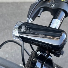 【取引:3/13以降】クロスバイク（鍵・ライト付き）傷ありの画像