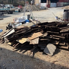 コンパネ 木材 薪ストーブ、空き地の雑草対策などにの画像