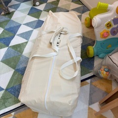 ベビーベッド　アップリカ　ココネルエアーの画像