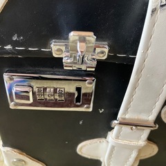 キャリーケースの画像