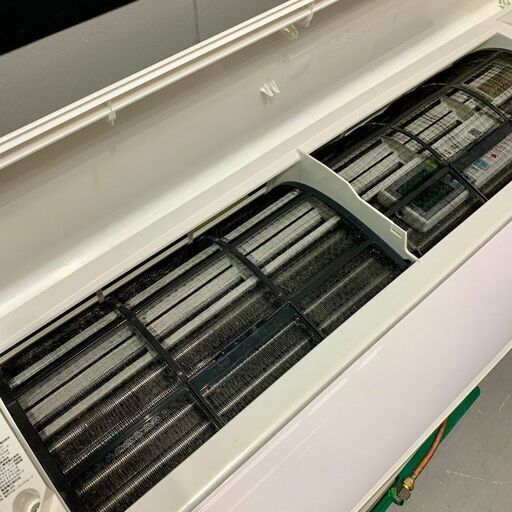 ∞　SHARP 2.2K　エアコン  AC-N22AW　6畳程度  単相100V 　2021年製　40221H01　ジ