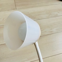 デスクライト　無料の画像