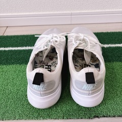 レディースゴルフ　スカート、シューズセットの画像