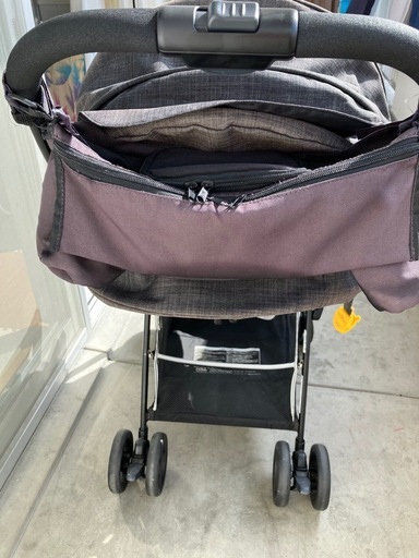 A型ベビーカー　両対面　軽量　joie