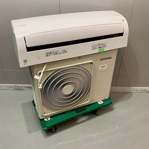 X2　アイリスオーヤマ 2.2Ｋ　エアコン　IRW-2221A    6畳程度  単相100V 　2021年製　40221H07　ジ