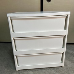 3段チェストの画像